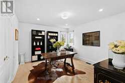 409 ALEX DONER DRIVE | Newmarket Ontario | Slide Image Fifteen