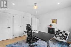 409 ALEX DONER DRIVE | Newmarket Ontario | Slide Image Nineteen