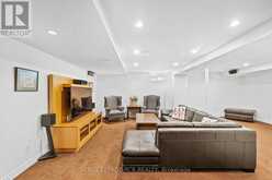 409 ALEX DONER DRIVE | Newmarket Ontario | Slide Image Twenty-eight