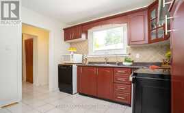 51 DAVENPORT CRESCENT | Brampton Ontario | Slide Image Sixteen