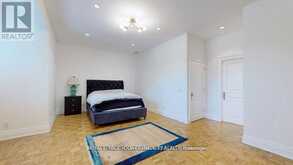 43 DENHAM DRIVE | Richmond Hill Ontario | Slide Image Nineteen