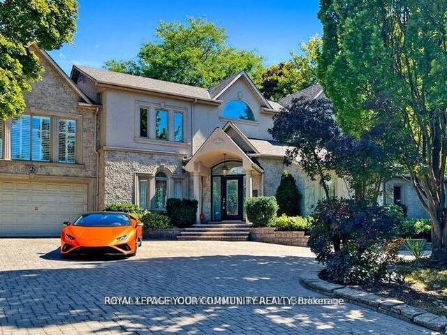 43 DENHAM DRIVE Richmond Hill Ontario, L4C 6H7 - 6 Bedrooms Home For Sale