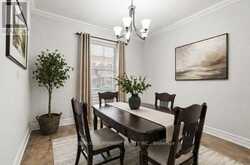 224 BALSAM AVENUE S | Hamilton Ontario | Slide Image Eight