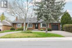 530 BLYTHWOOD ROAD | Toronto Ontario | Slide Image Three