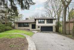 537 BLYTHWOOD ROAD | Toronto Ontario | Slide Image Three