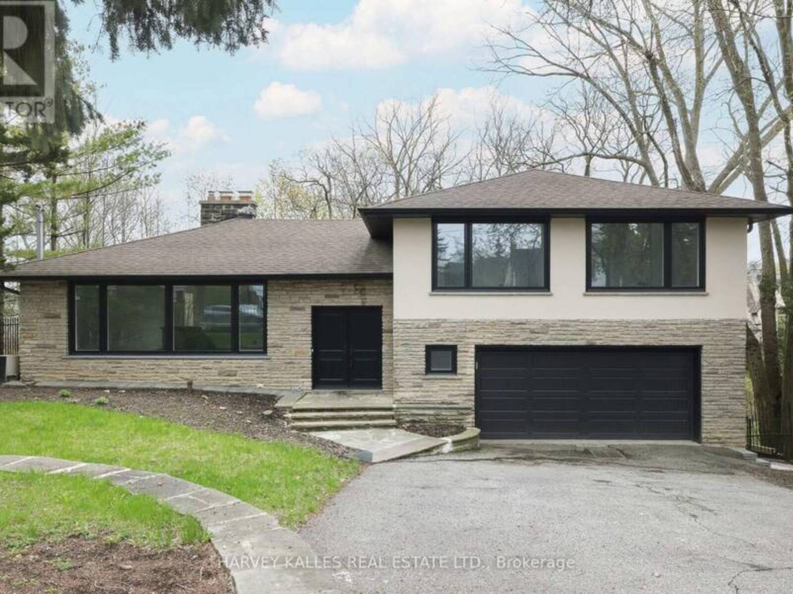 537 BLYTHWOOD ROAD, Toronto, Ontario M4N 1B4