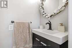 4932 AURORA ROAD | Whitchurch-Stouffville Ontario | Slide Image Eight