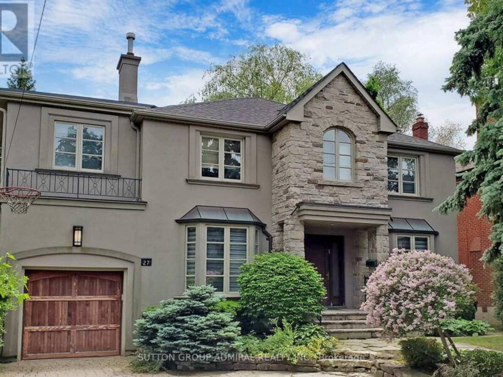 27 SHELBORNE AVENUE, Toronto, Ontario M5N 1Y8