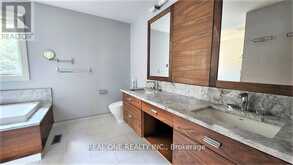 531 JEANETTE DRIVE | Oakville Ontario | Slide Image Sixteen