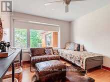 94 LAURENTIDE DRIVE | Toronto Ontario | Slide Image Eighteen