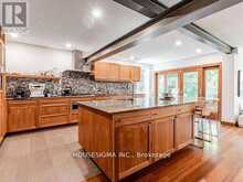 94 LAURENTIDE DRIVE | Toronto Ontario | Slide Image Six