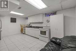10 VEGA CRESCENT | Hamilton Ontario | Slide Image Thirty-five