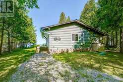 1623 CHIEF JOSEPH SNAKE ROAD | Georgina Ontario | Slide Image Three