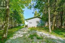 1623 CHIEF JOSEPH SNAKE ROAD | Georgina Ontario | Slide Image Four