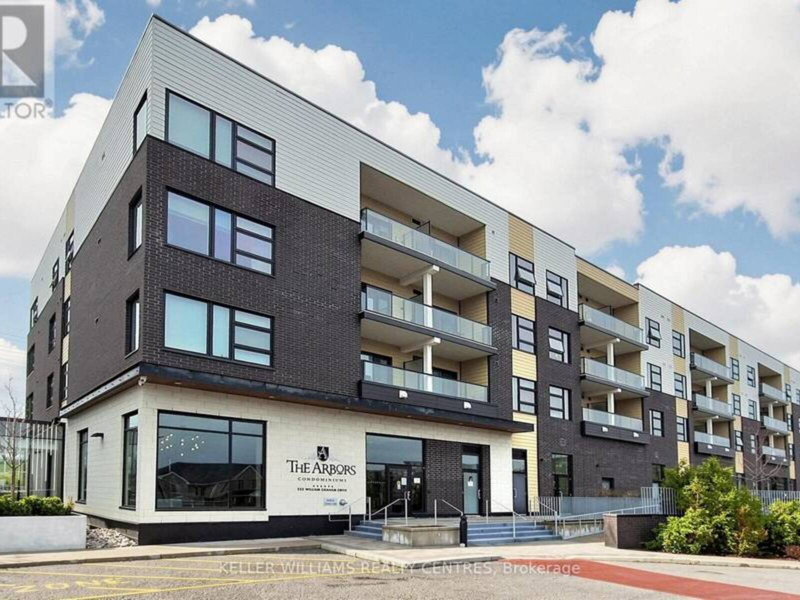 101 - 555 WILLIAM GRAHAM DRIVE, Aurora, Ontario L4G 3H9