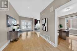 2481 WHISTLING SPRINGS CRESCENT | Oakville Ontario | Slide Image Nine