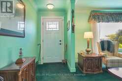 2117 EDINBURGH DRIVE | Burlington Ontario | Slide Image Eight