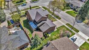 2 DEER VALLEY CRESCENT | London Ontario | Slide Image Two