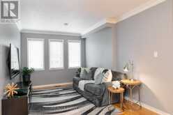 28 SHINING STAR CRESCENT | Toronto Ontario | Slide Image Ten