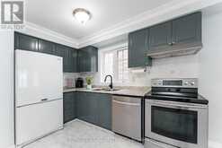 28 SHINING STAR CRESCENT | Toronto Ontario | Slide Image Sixteen