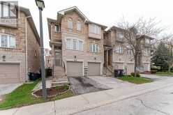 28 SHINING STAR CRESCENT | Toronto Ontario | Slide Image Three