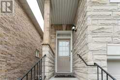 28 SHINING STAR CRESCENT | Toronto Ontario | Slide Image Six