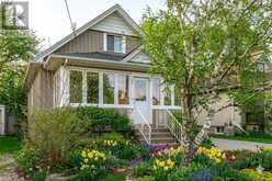 105 HIGHLAND AVENUE | St. Catharines Ontario | Slide Image Four