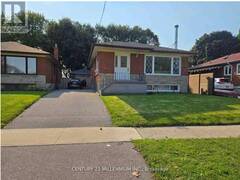 9 TRALEE AVENUE Toronto Ontario, M1G 3E3