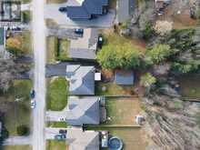 17 TREE TOP STREET | Angus Ontario | Slide Image Three