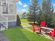 34 MEADOW VIEW LANE | Prince Edward Ontario | Slide Image Three