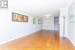 16 GAMBELLO CRESCENT | Toronto Ontario | Slide Image Ten