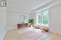 27 HURLINGHAM CRESCENT | Toronto Ontario | Slide Image Eighteen