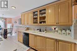 220 WALMER ROAD | Toronto Ontario | Slide Image Seventeen