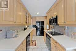220 WALMER ROAD | Toronto Ontario | Slide Image Eighteen