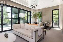 17 ARDWOLD GATE | Toronto Ontario | Slide Image Thirteen