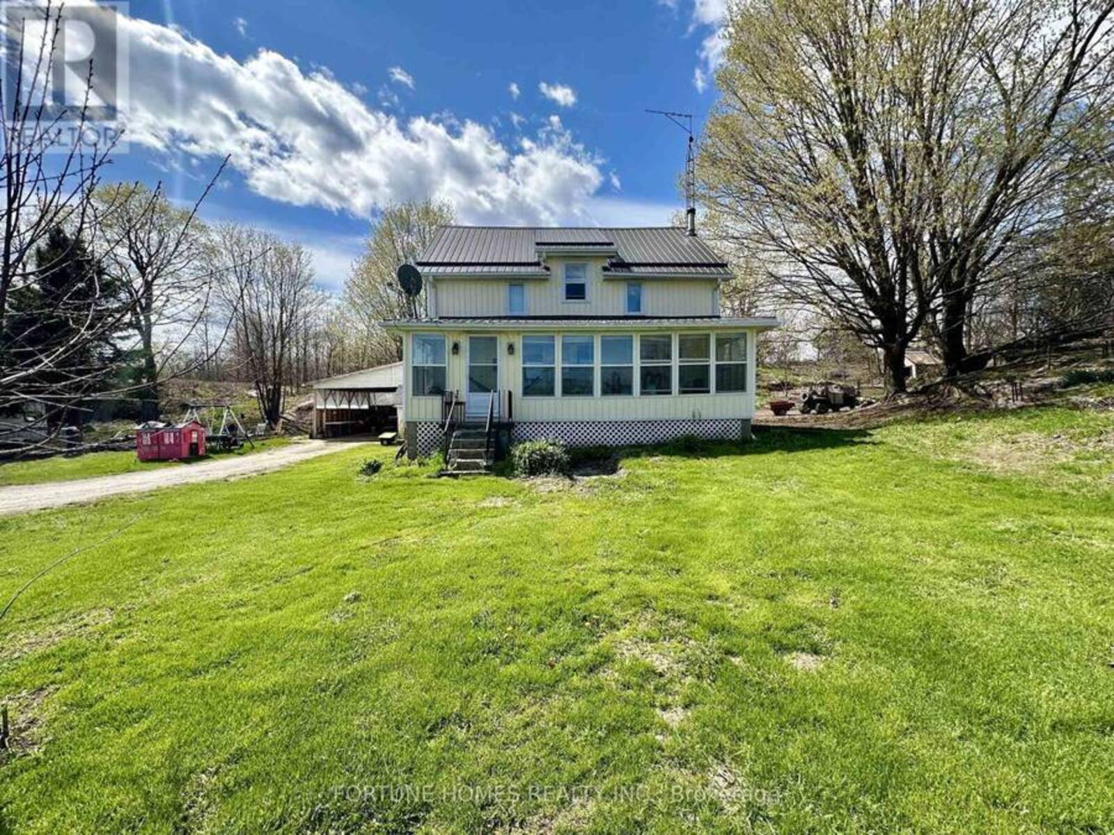 6125 BATTERSEA ROAD, South Frontenac, Ontario K0H 1H0