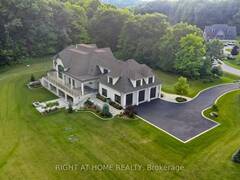 2606 HARVESTMOON LANE Burlington Ontario, L7P 0N5
