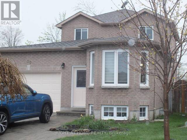 30 BRIGHTON ROAD Barrie Ontario, L4M 6S4 - 4 Bedrooms Home For Sale