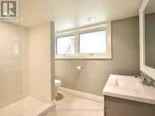 15 PIONEER DRIVE | Mississauga Ontario | Slide Image Thirteen