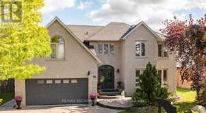 35 LIDO DRIVE | Hamilton Ontario | Slide Image One