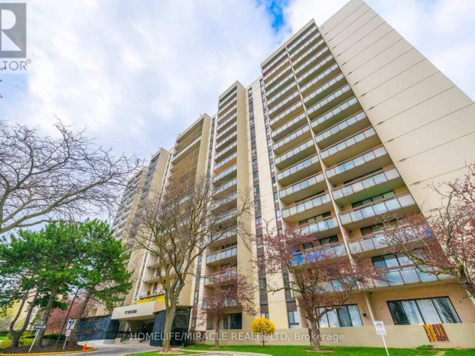 905 - 177 LINUS ROAD, Toronto, Ontario M2J 4S5