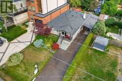 586 CURZON AVENUE | Mississauga Ontario | Slide Image Four