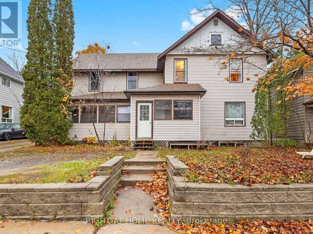 105 GIBSON STREET Parry Sound Ontario, P2A 1X6 - Multi-family Home For Sale