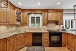 8 GRANT COURT | East Gwillimbury Ontario | Slide Image Fourteen