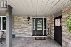 8 GRANT COURT | East Gwillimbury Ontario | Slide Image Nine