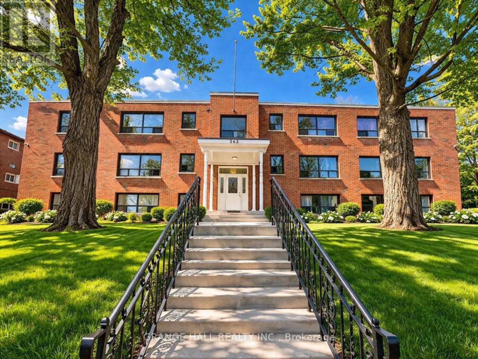 263 CANICE STREET, Orillia, Ontario L3V 4J4