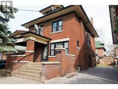 147 HOLTON AVENUE S Hamilton Ontario, L8M 2L6