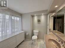 168 WILLOW LANE | Newmarket Ontario | Slide Image Seventeen