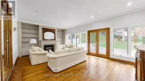 54 PLYMBRIDGE ROAD | Toronto Ontario | Slide Image Ten
