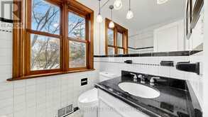54 PLYMBRIDGE ROAD | Toronto Ontario | Slide Image Seventeen